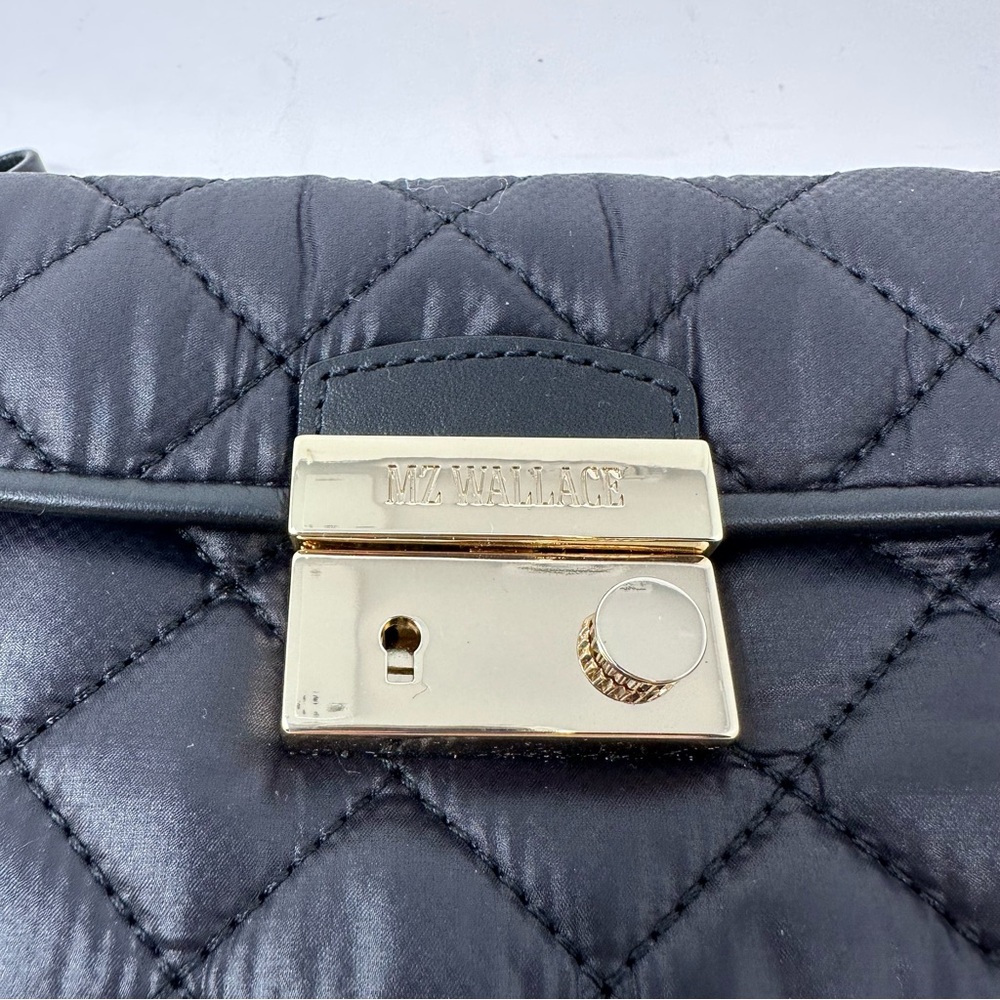 MZ Wallace Crosby Lock Wristlet Wallet Black - Picture 3 of 12